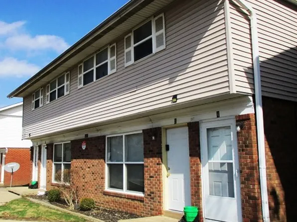 1227 Orchard Rd #4, Bloomington, IL 61704