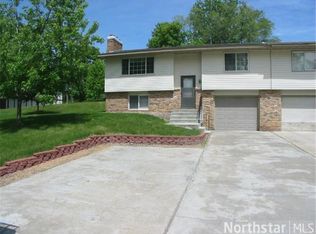 1975 Gold Trl, Eagan, MN 55122