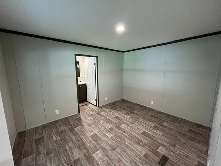 226 Old Airport Rd — Photo 12