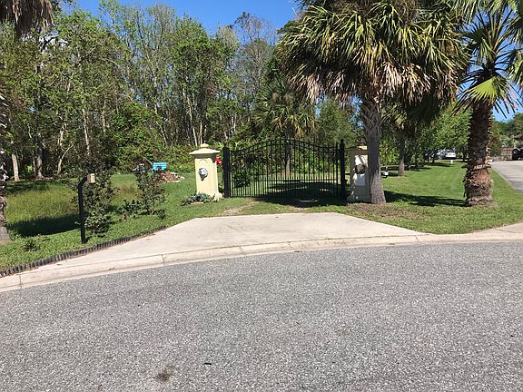 3rd image of 1459 Fountain Dr