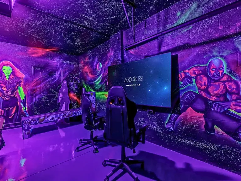 Building's Lounge