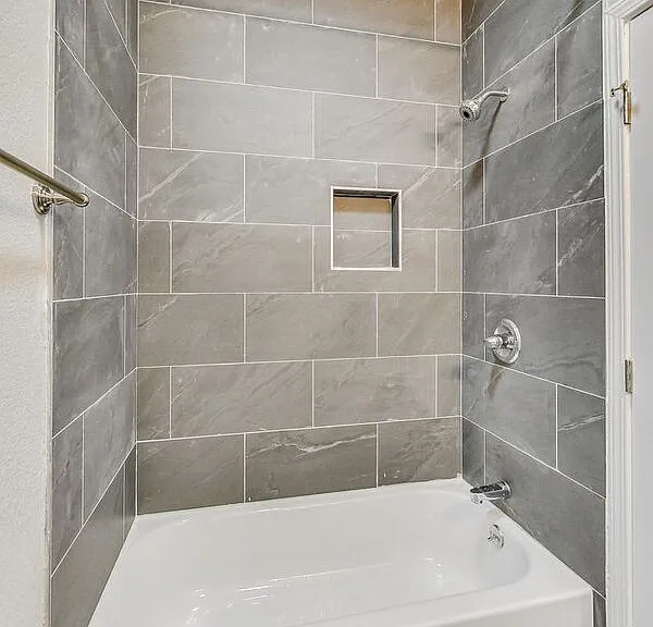 1000 18th St #8 — Photo 5