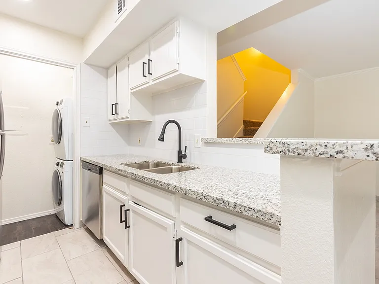 14600 Fonmeadow Dr #11 — Photo 13