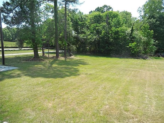 4th image of 1978 Mount Hope Church Rd