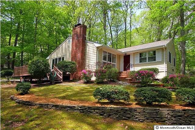 1st image of 110 Deepdale Dr