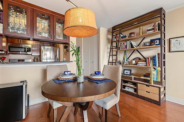 Sold by Level Group | media 3