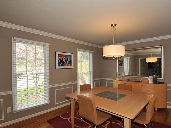 4th image of 3534 N Lakeshore Dr