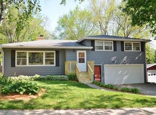 6418 Lakeview Blvd, Middleton, WI 53562