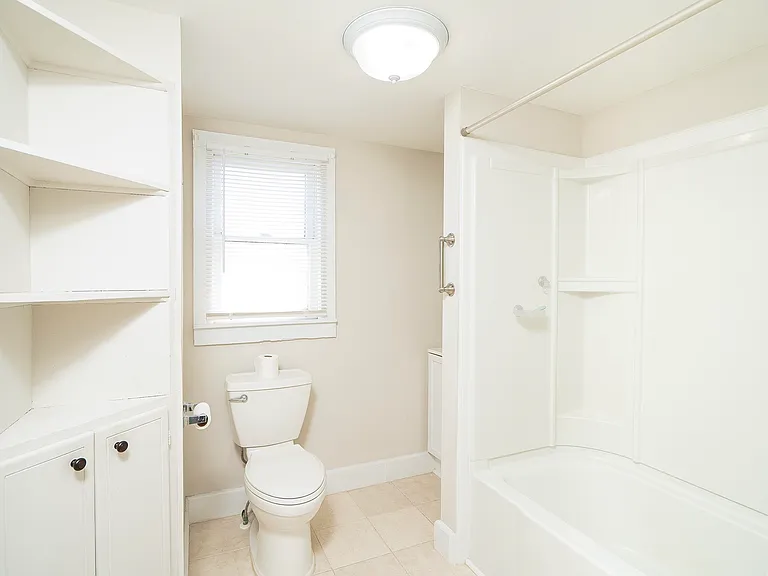 32 Grant St — Photo 18