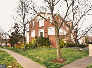 7408 Roudsby Ct, Alexandria, VA 22315