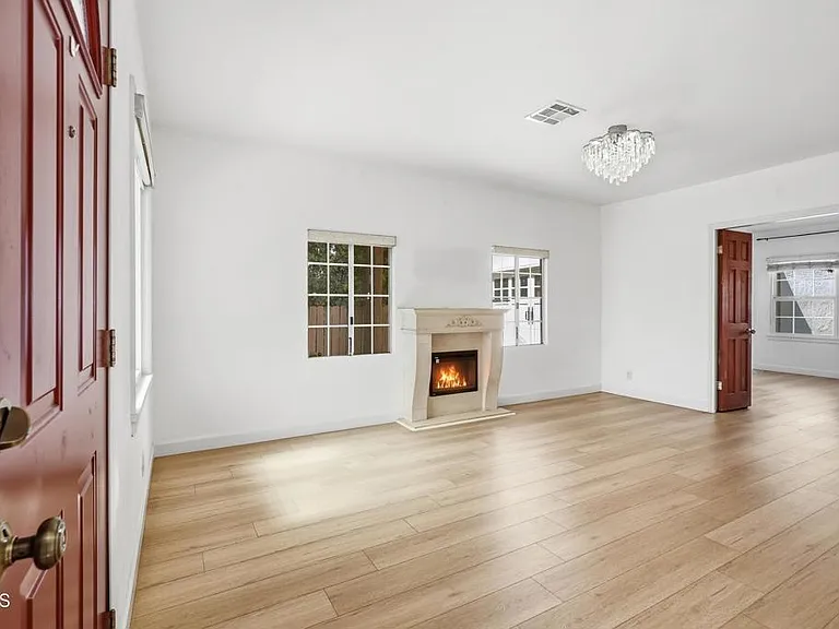10734 Oro Vista Ave — Photo 4
