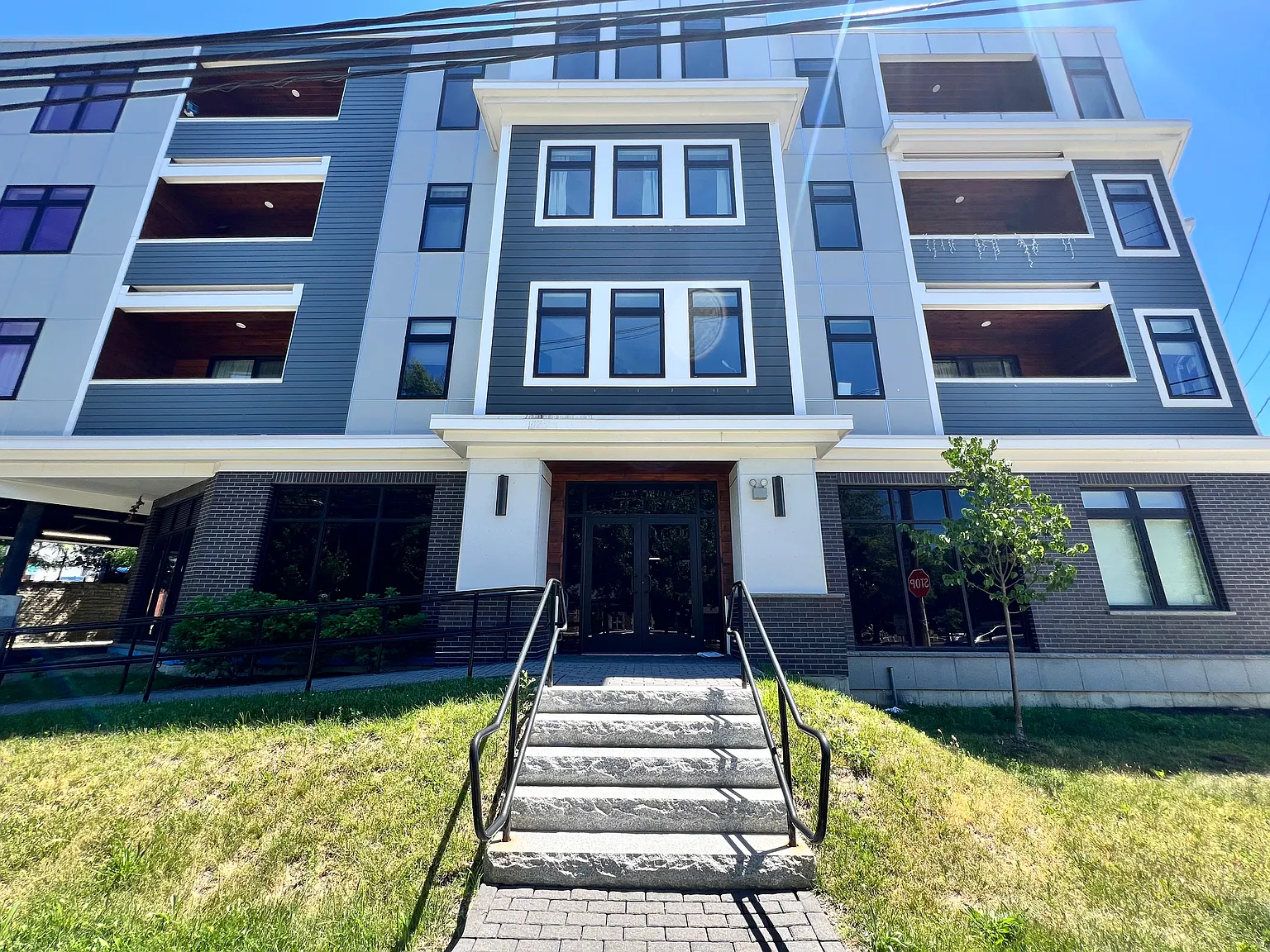2 bed, 1274 sqft, $3,700 — Photo 1