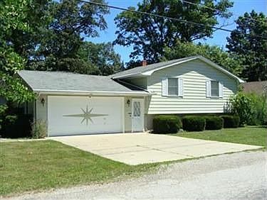 1st image of 699 Woodside Ave