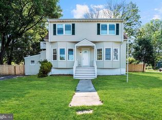 102 Assunpink Blvd, Hamilton, NJ 08619