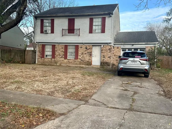 15815 Boridge Cir, Houston, TX 77053