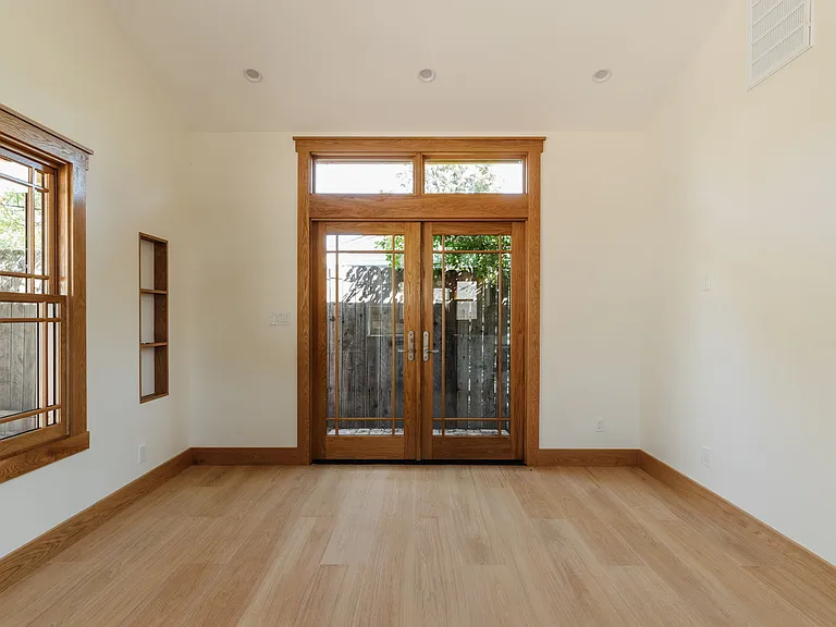 1717 Loma Vista St — Photo 5