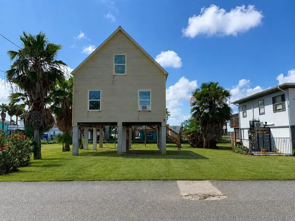 88 Bayou Vista Dr, Hitchcock, TX 77563