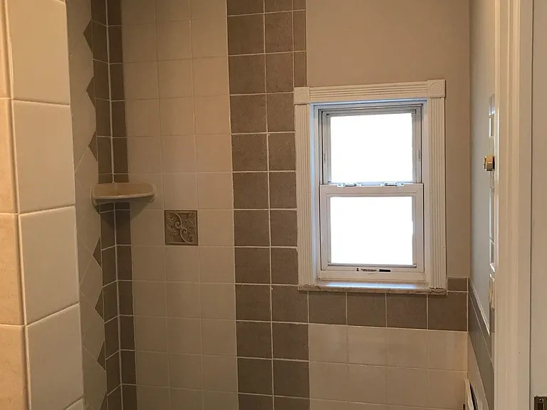 342 Pavonia Ave #1 — Photo 14