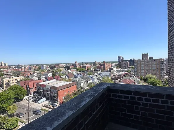 84-31 Van Wyck Expy #1C, Jamaica, NY 11435