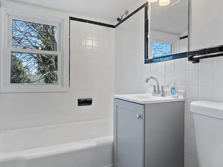 1610 Shiloh Pl — Photo 12
