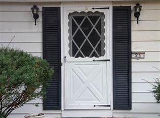 23 Ashley Dr, Ballston Lake, NY 12019