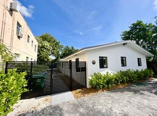 21 NW 52nd St #1, Miami, FL 33127
