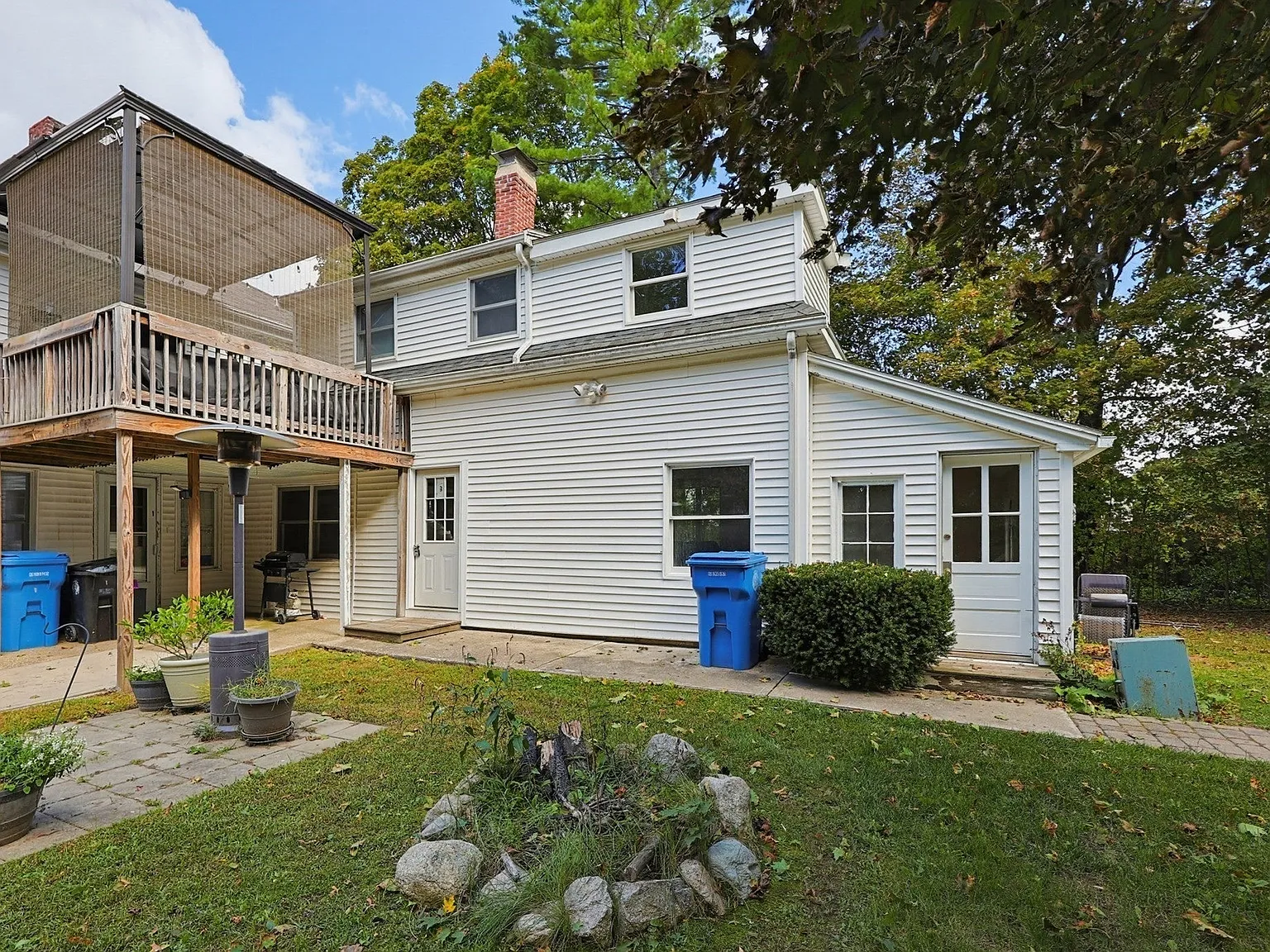 2 bed, 950 sqft, $2,450 — Photo 3