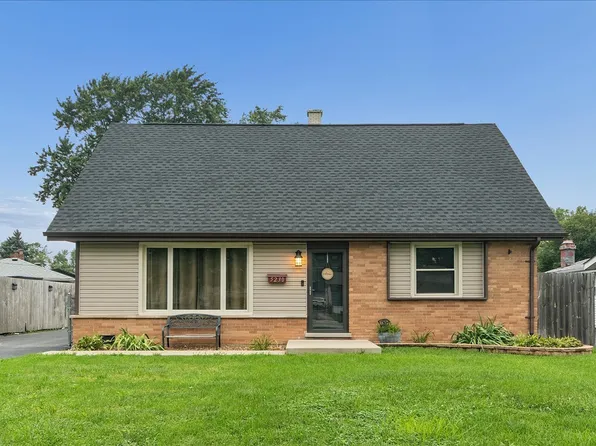 5230 Pleasant Ln, Crestwood, IL 60418