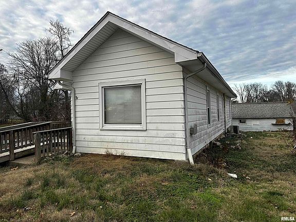 4th image of 800 E McKinley St