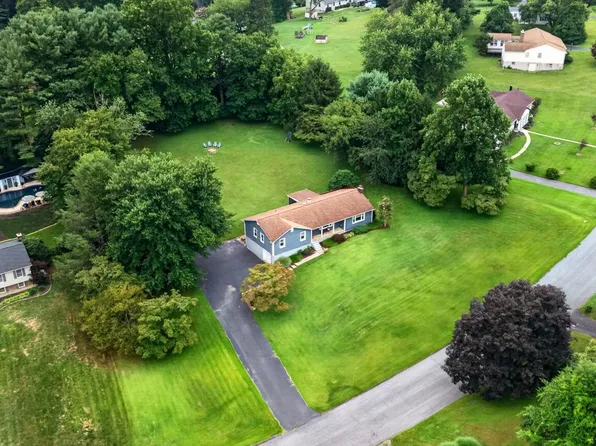 2219 Larchmont Dr, Fallston, MD 21047