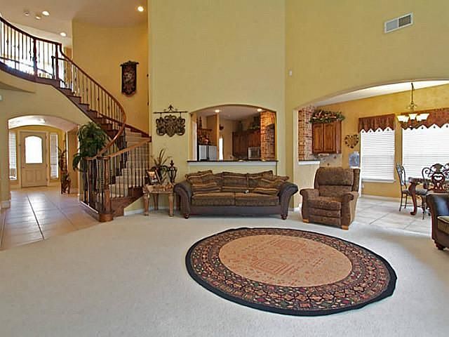 1st image of 5121 San Gabriel Ave