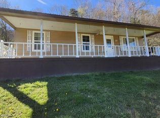 37 Hamilton Ln, Hazard, KY 41701