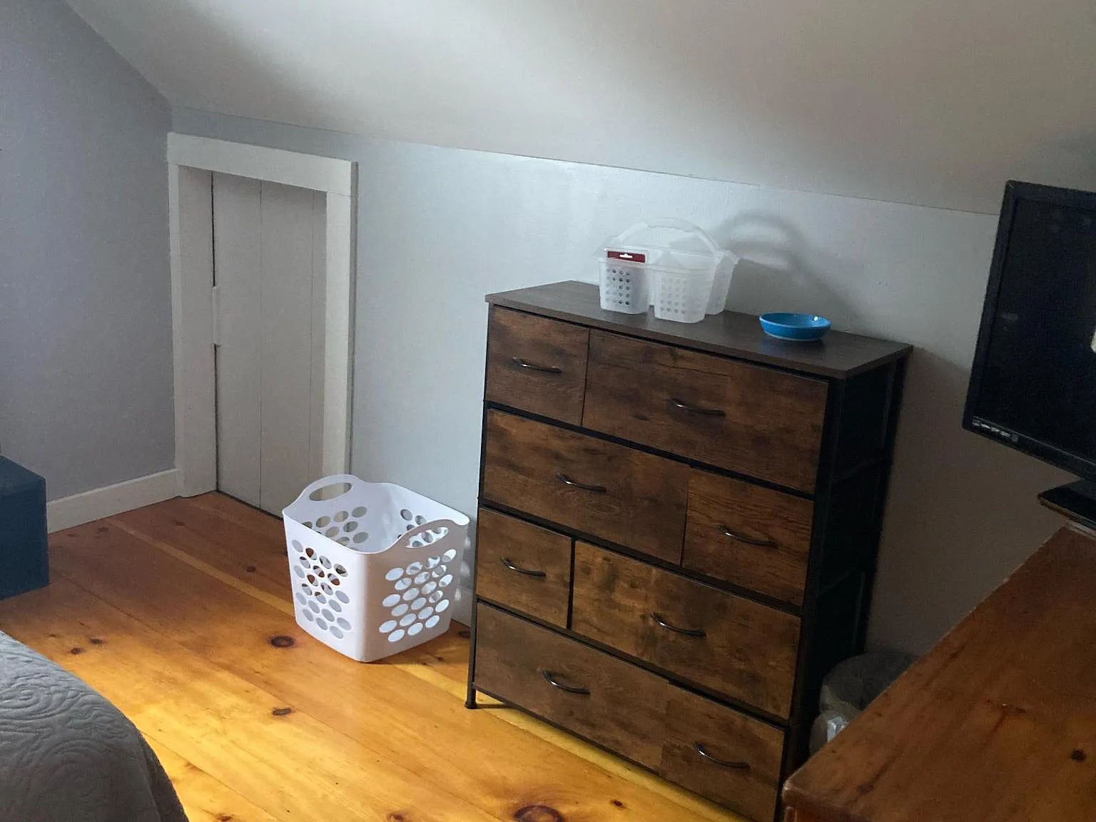 141 Merritt Rd — Photo 3