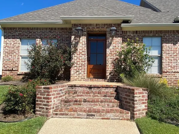 45 Ashburn Woods Ave, Natchez, MS 39120
