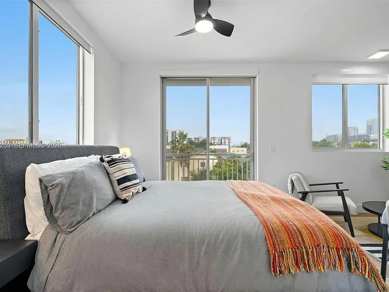 650 SW 1st St #305 — Photo 14