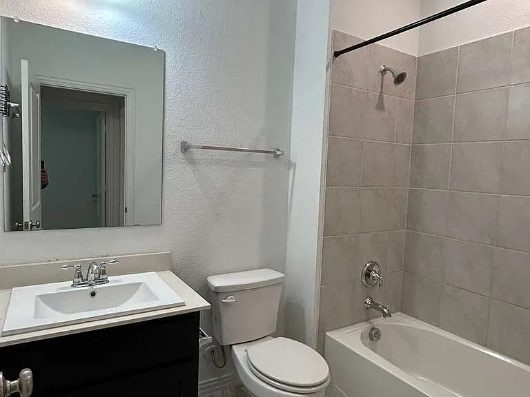 9935 Michael Irvin St — Photo 13