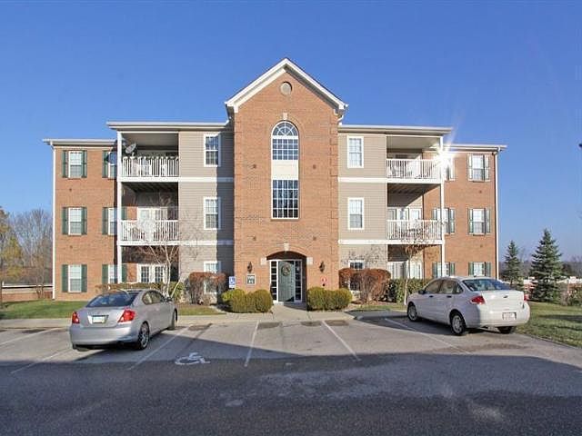 1st image of 5490 Michelles Oak Ct Unit E