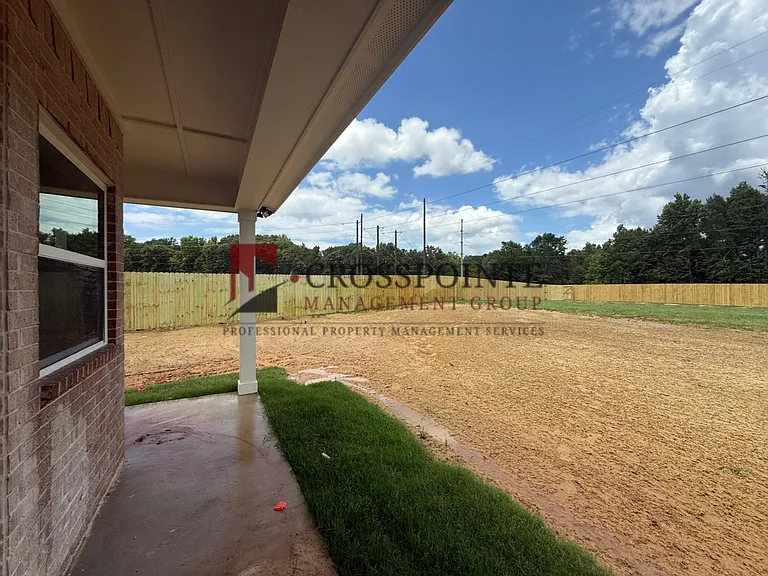17430 Crossing Cir — Photo 22