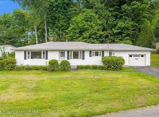 27 Ridge St, Montrose, PA 18801