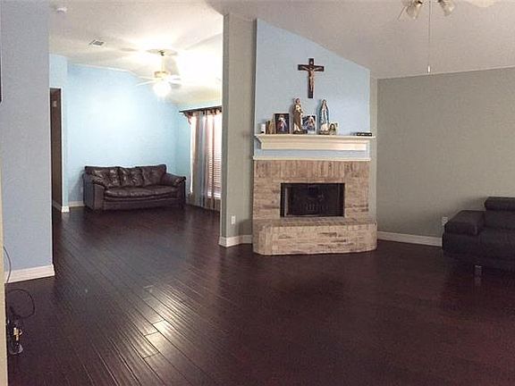 4th image of 7305 Creekstone Dr