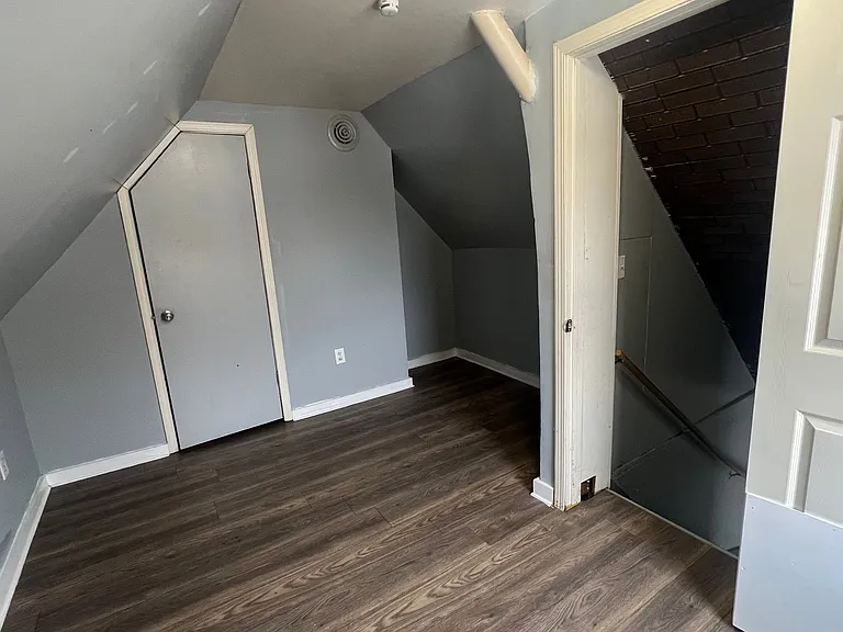 1552 S 3rd St #UPPER — Photo 13
