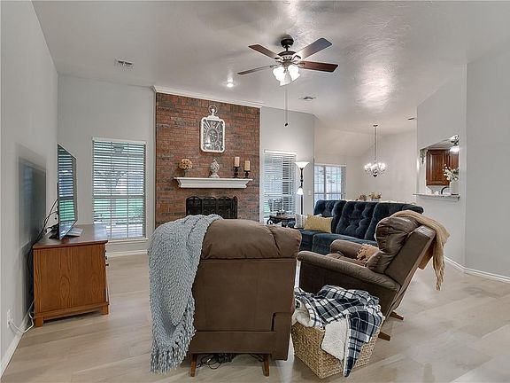 5th image of 15621 Summit Parke Dr