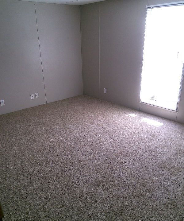 2nd image of 315 Greenview Cir