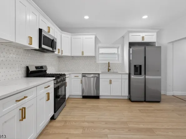182 N Maple Ave, East Orange City, NJ 07017