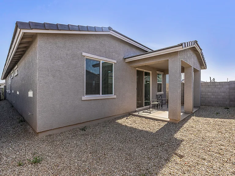 17352 W Paraiso Ln — Photo 34