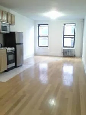 Rented by Magnum Realty Holdings, LLC | media 26