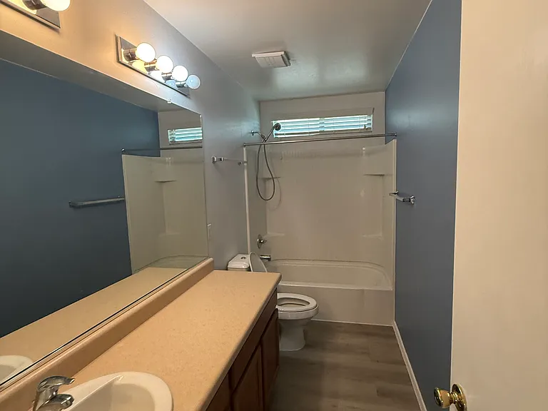 917 W Placita Canalito — Photo 12
