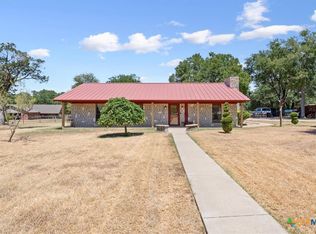 105 Windy Ln, Gatesville, TX 76528