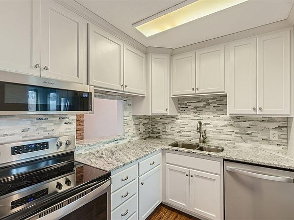 2nd image of 1544 Millpond Ct #44