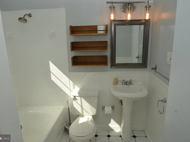 5728 Overly Dr — Photo 10